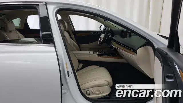 Genesis G80 2023 — Photo 32/34