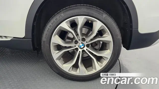 BMW X6 2018 — Şəkil 6/32