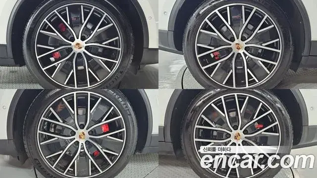 Porsche Macan EV 2025 — ფოტო 8/20