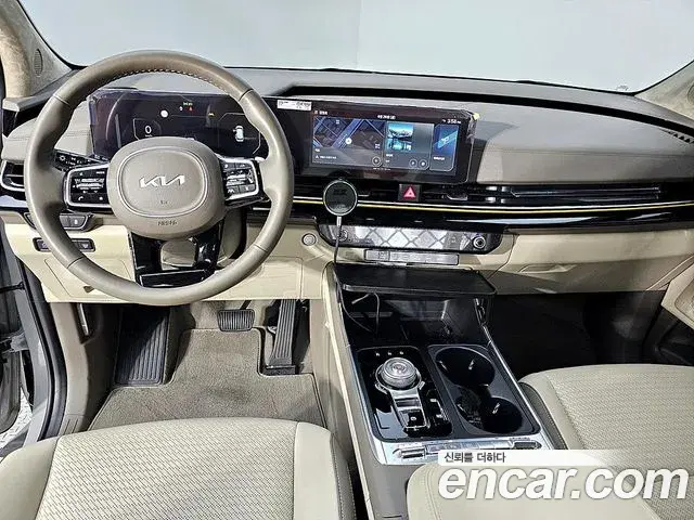 Kia Carnival 2024 — Şəkil 1/20