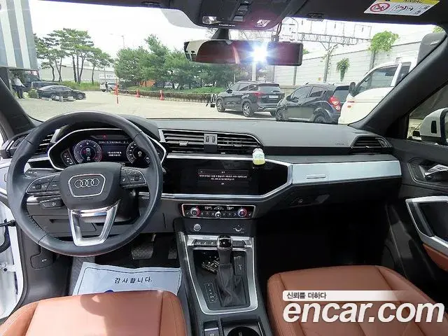 Audi Q3 2020 — ფოტო 2/20