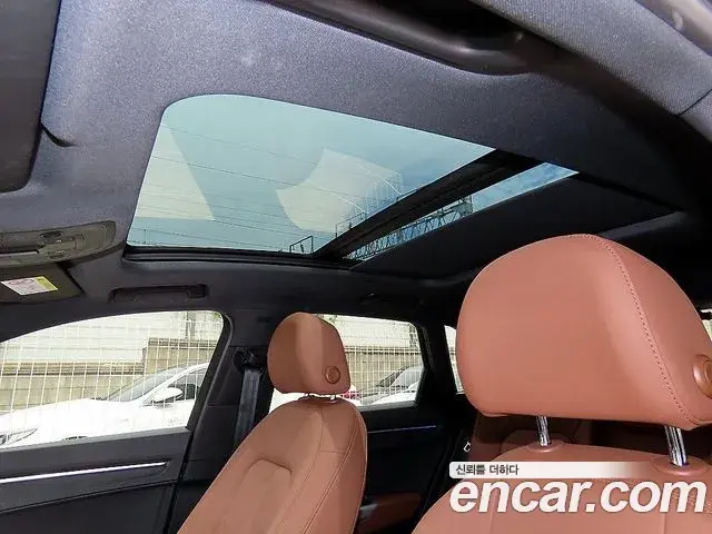 Audi Q3 2020 — ფოტო 16/20