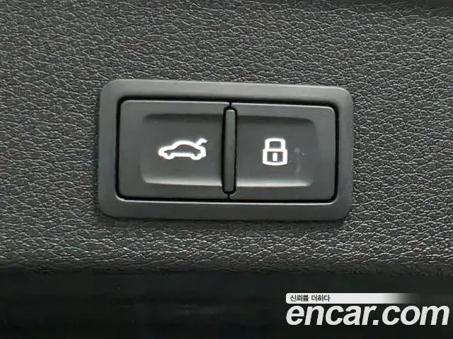 Audi Q3 2022 — Photo 18/20