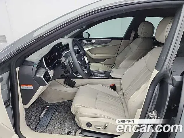 Audi A7 2025 — Photo 6/20