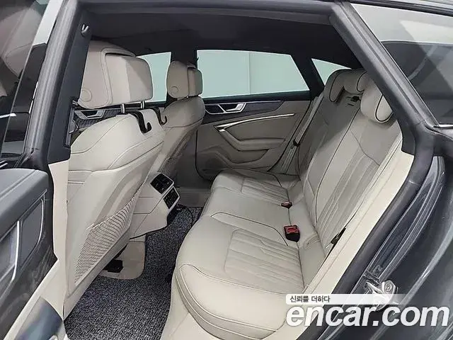 Audi A7 2025 — Photo 1/20