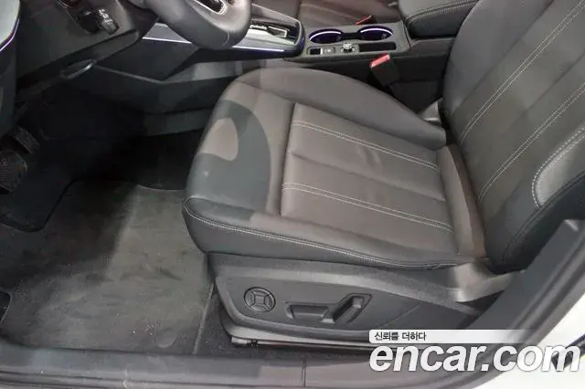 Audi A3 2025 — Şəkil 8/20