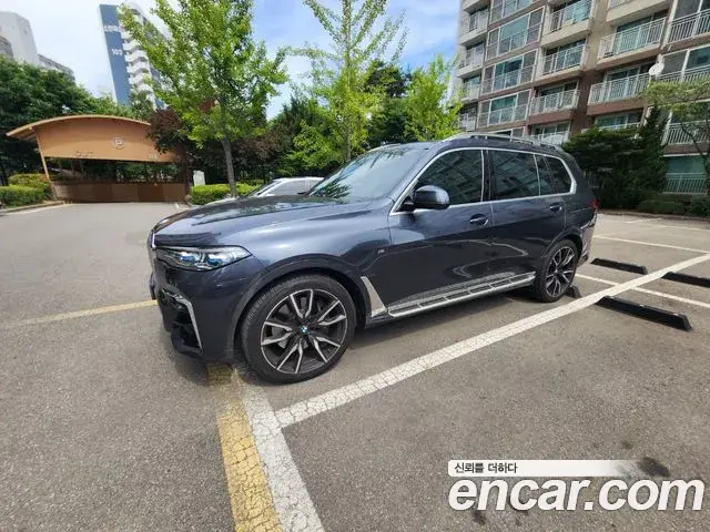 BMW X7 2021 — Photo 5/20