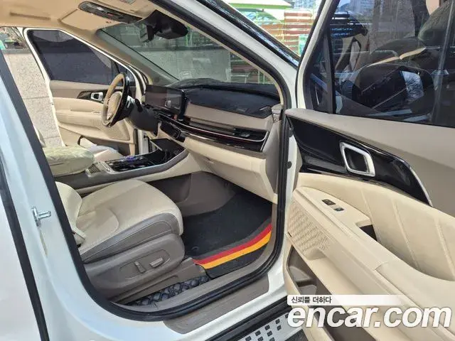 Kia Carnival 2024 — Şəkil 3/20