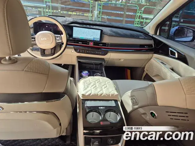 Kia Carnival 2024 — Şəkil 20/20