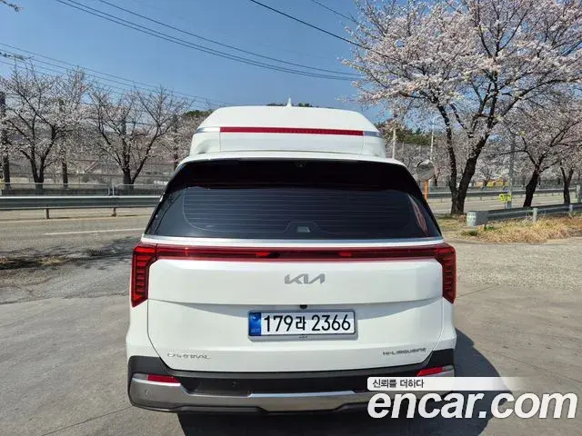Kia Carnival 2024 — Şəkil 13/20