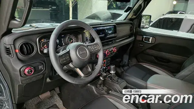 Jeep Wrangler 2025 — Photo 9/20