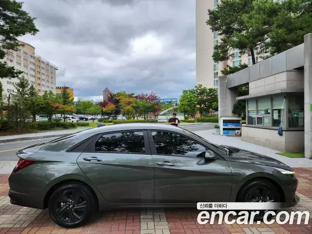 Hyundai Avante 2022 — Фото 3/17