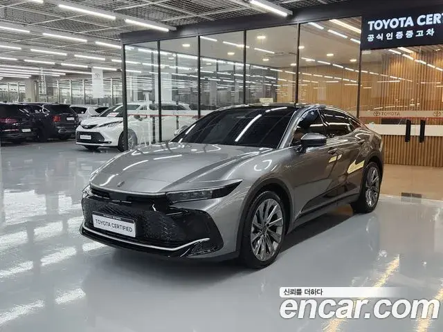 Toyota Crown Crossover 2024 — ფოტო 1/19