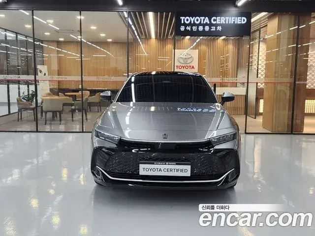 Toyota Crown Crossover 2024 — ფოტო 9/19