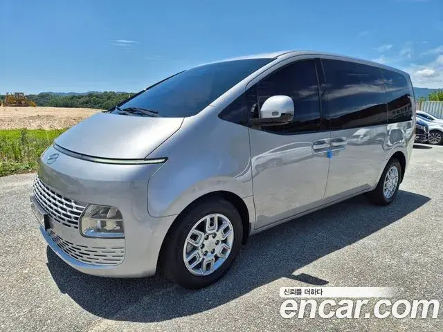 Hyundai Staria 2021 — Фото 9/20