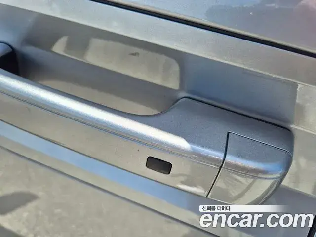 Hyundai Staria 2021 — Фото 10/20
