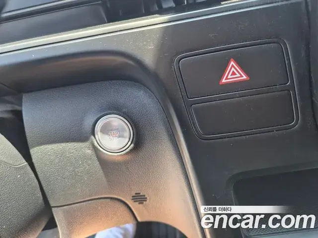 Hyundai Staria 2021 — Фото 15/20