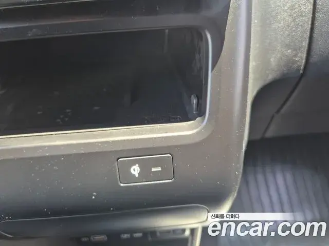 Hyundai Staria 2021 — Фото 18/20