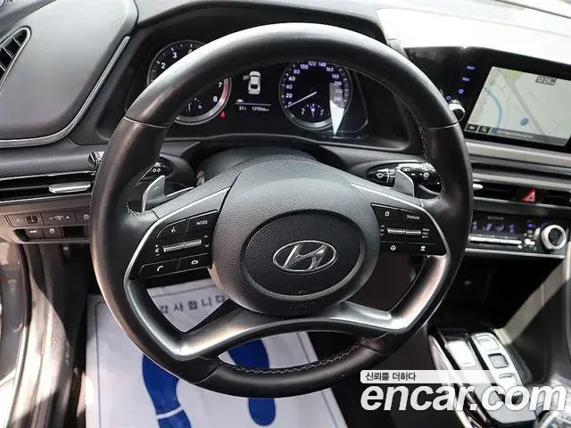 Hyundai Sonata Hybrid 2022 — Şəkil 8/20