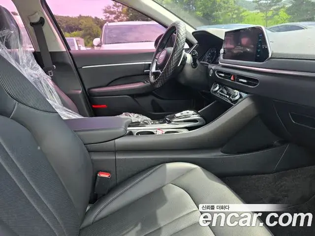 Hyundai Sonata 2019 — Фото 17/20