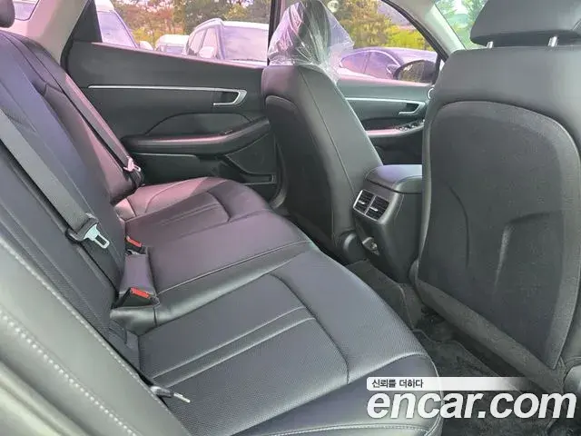 Hyundai Sonata 2019 — Фото 18/20