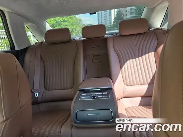 Hyundai Grandeur Hybrid 2024 — ფოტო 20/20