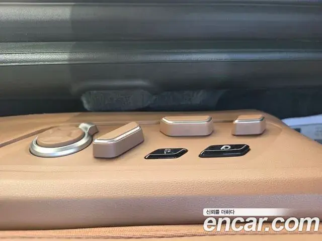 Hyundai Grandeur Hybrid 2024 — ფოტო 4/20