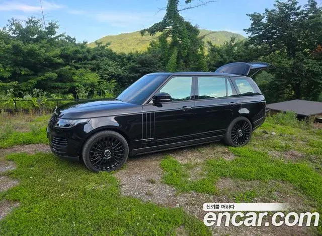 Land Rover Range Rover 2019 — ფოტო 12/12