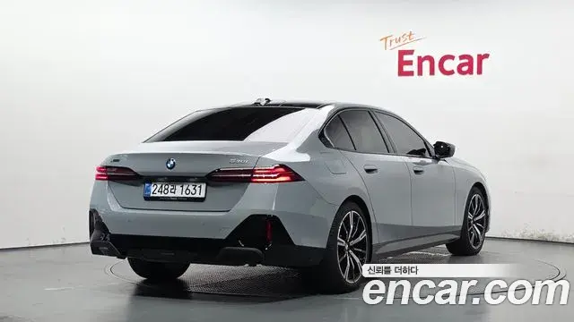 BMW 5 Series 2025 — Şəkil 13/35