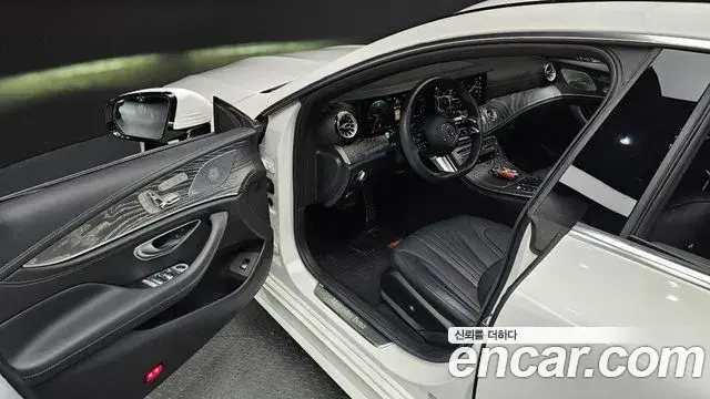 Mercedes-Benz CLS-Class 2022 — Фото 10/20