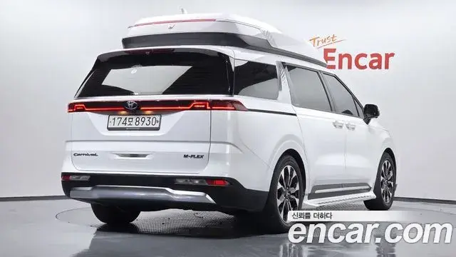 Kia Carnival 2021 — Фото 2/20