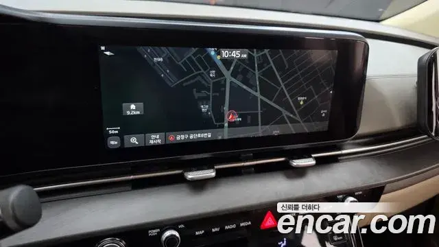 Kia Carnival 2021 — Фото 14/20