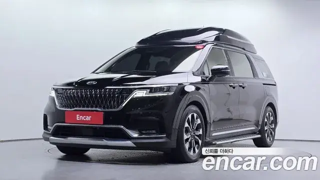 Kia Carnival 2021 — Фото 1/20