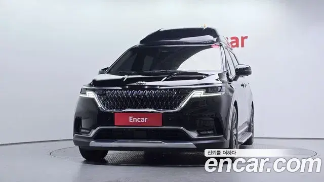 Kia Carnival 2021 — Фото 3/20