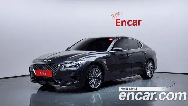 Genesis G70 2020 — ფოტო 15/36