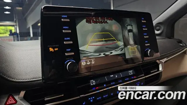 Toyota Sienna 2023 — Şəkil 15/32