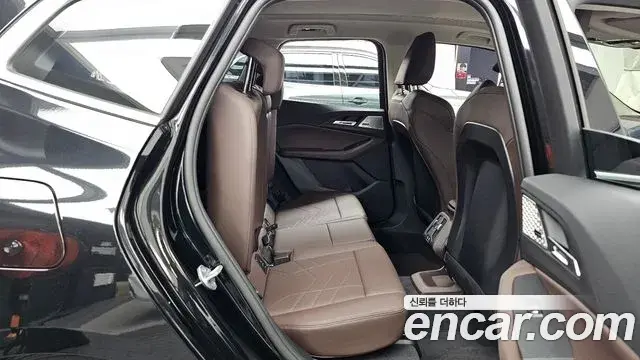 BMW 2 Series Active Tourer 2025 — Фото 11/20
