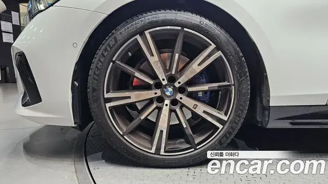 BMW 5 Series 2025 — Photo 5/20