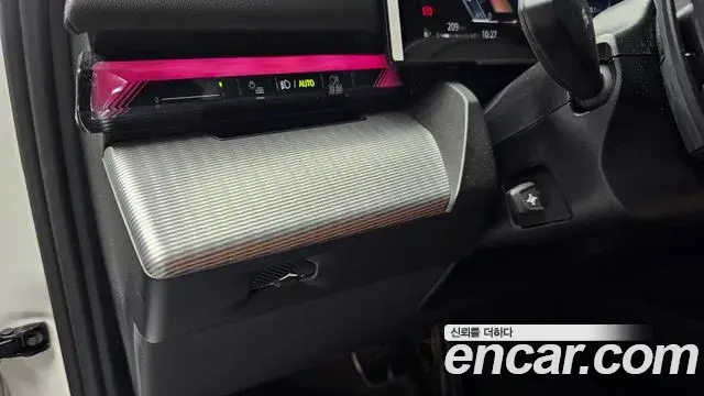 BMW 5 Series 2025 — Photo 20/20