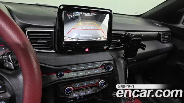 Hyundai Veloster 2018 — ფოტო 5/31