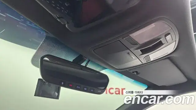 Hyundai Veloster 2018 — ფოტო 25/31