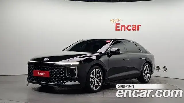 Hyundai Grandeur 2023 — Фото 1/20