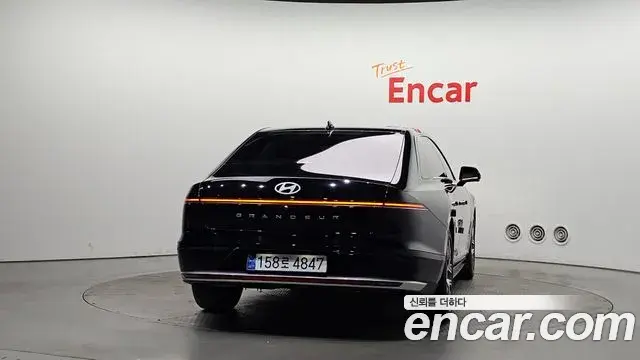 Hyundai Grandeur 2023 — Фото 4/20