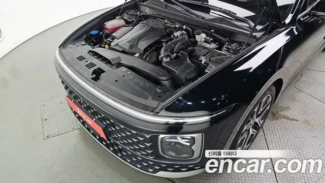 Hyundai Grandeur 2023 — Фото 6/20