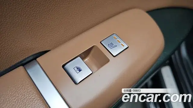 Hyundai Grandeur 2023 — Фото 18/20