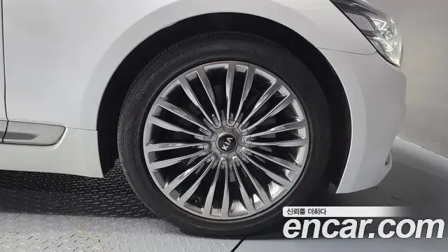 Kia The K9 2019 — Şəkil 8/36