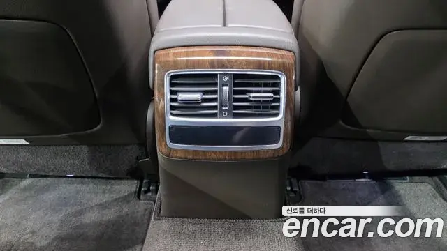 Kia The K9 2019 — Şəkil 13/36