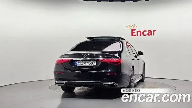 Mercedes-Benz S-Class 2023 — Фото 4/20
