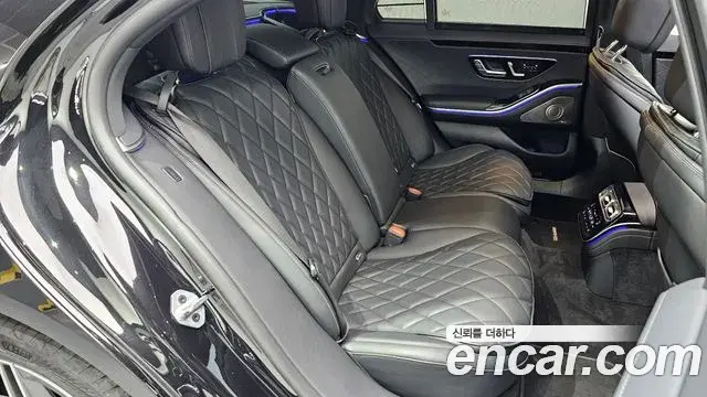 Mercedes-Benz S-Class 2023 — Фото 11/20