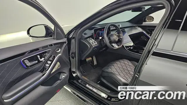 Mercedes-Benz S-Class 2023 — ფოტო 1/33